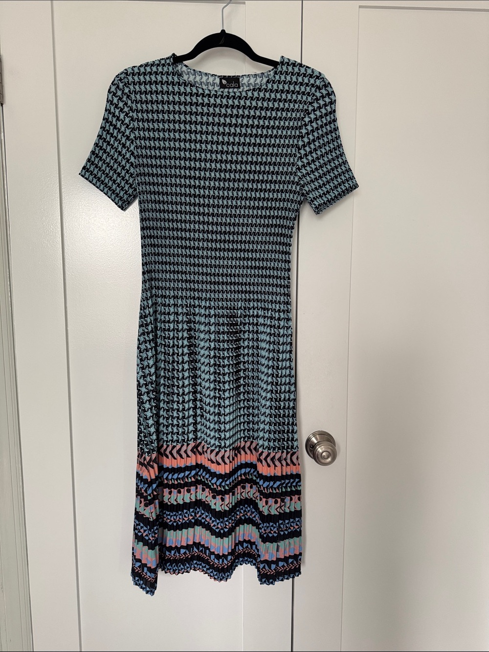 Cala Blue and Pink Patterned Short Sleeve Midi Dress - Women's
